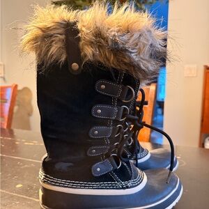 Sorel Joan of Arctic Black Fur-Lined Winter Boots